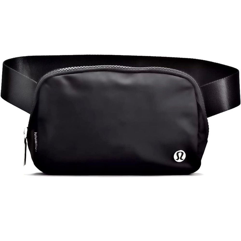 Lululemon Everywhere Belt Bag